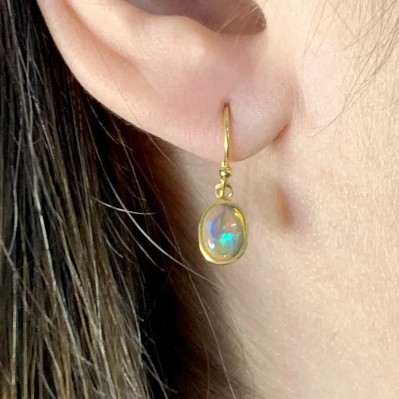 Cercei Argint 925 Auriti Opal Natural - Stil si Stralucire Delicata
