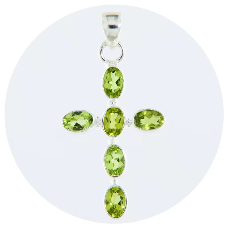 Pandantiv Argint 925 Cruce Peridot Natural - Rafinament si Prospetime