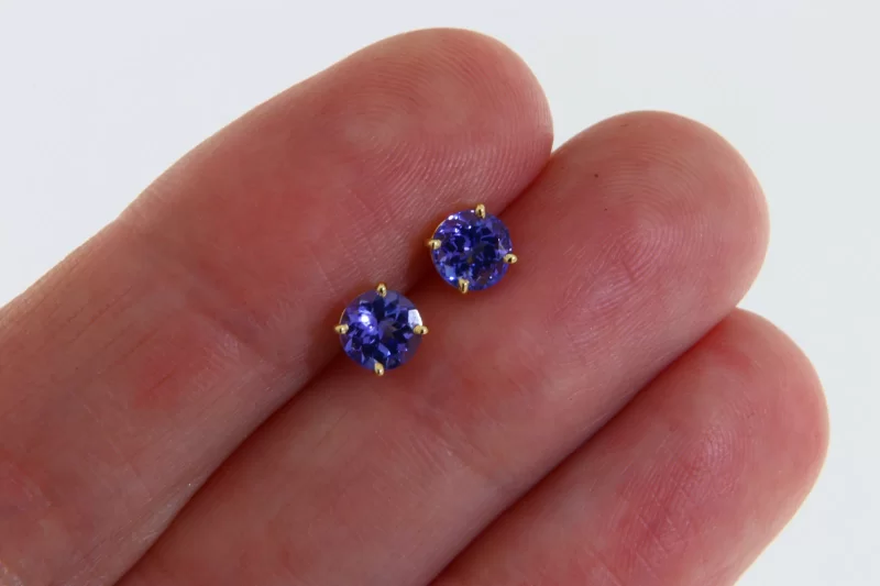 Cercei Aur 14k Tanzanite Naturale - Eleganta si Mister
