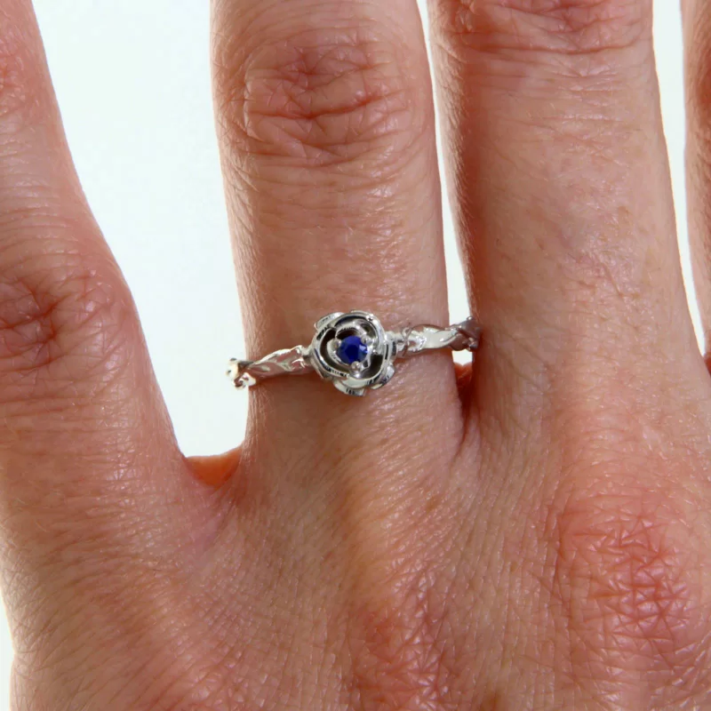 Inel Aur 14k Galben Safir Albastru de Ceylon Natural Trandafir - Blue Velvet Eternal