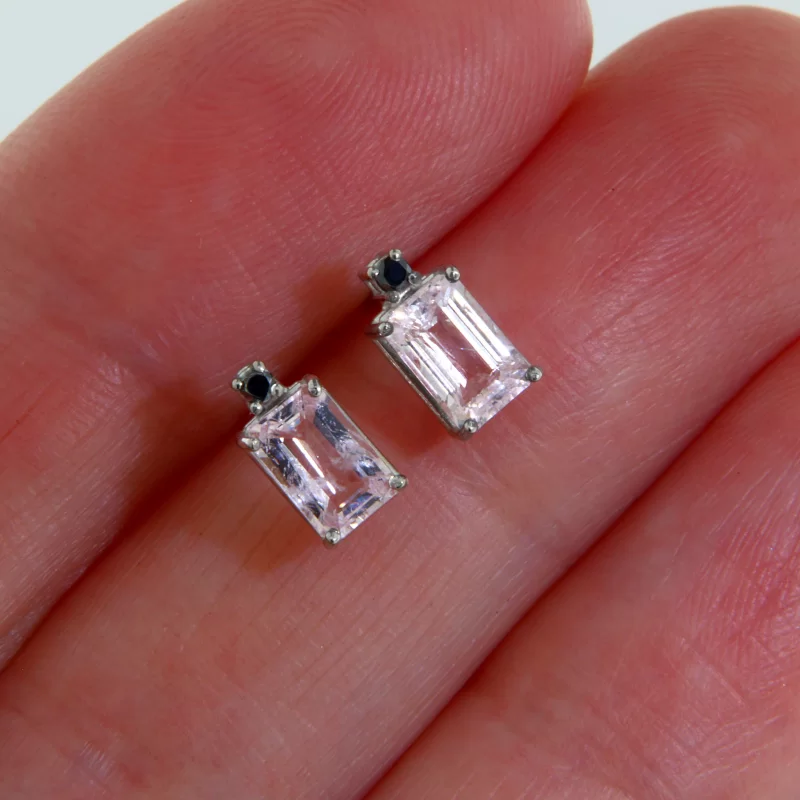 Cercei Aur 14k Morganite Diamante Negre Naturale - Eleganta si Contrast