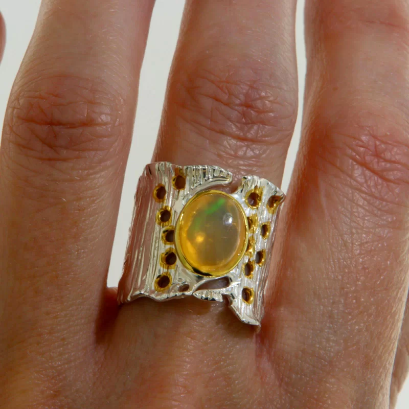 Inel Argint 925 Accente aurite Opal Natural - Eleganta si Stralucire