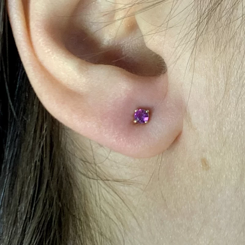 Cercei Aur Galben 14 k Stud Safire Roz Naturale - Eleganta Delicata