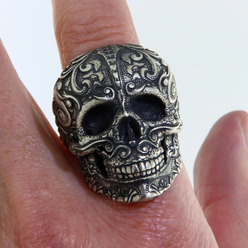 Ghiul Masiv Barbatesc Argint 925 Oxidat Craniu Baroque Skull - Putere si Eleganta