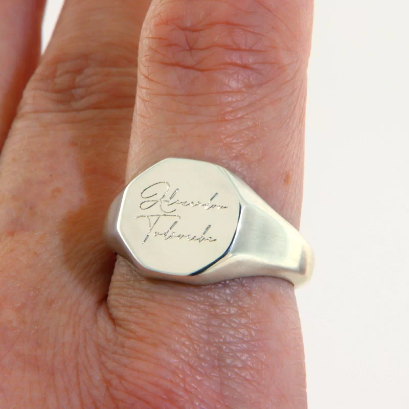 Inel Argint 925 Gravat Personalizat - Eleganta si Personalitate