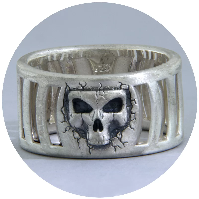 Inel Barbatesc Argint 925 Sculptat Craniu Prison Break - Design Rebel