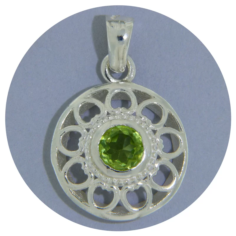 Pandantiv Argint 925 Inimi Peridot Natural - Armonie si Stralucire