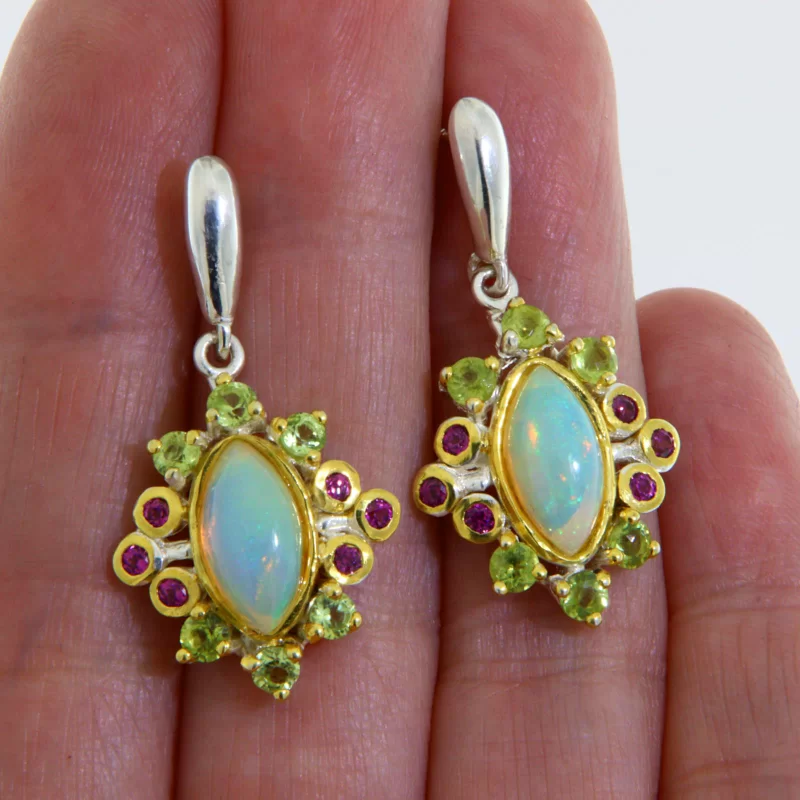 Cercei Argint 925 Accente Aurite Opal Etiopian Peridot Granat Rodolit Naturale - Sofisticati si Expresivi