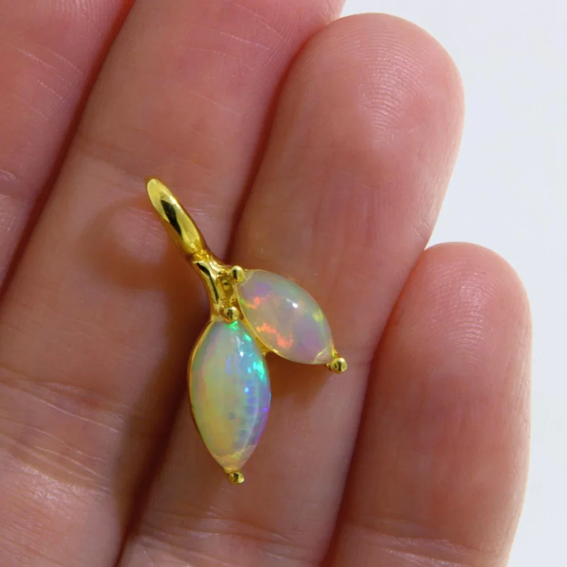 Pandantiv Argint 925 Aurit Opal Etiopian Natural - Stralucire si Intuitie