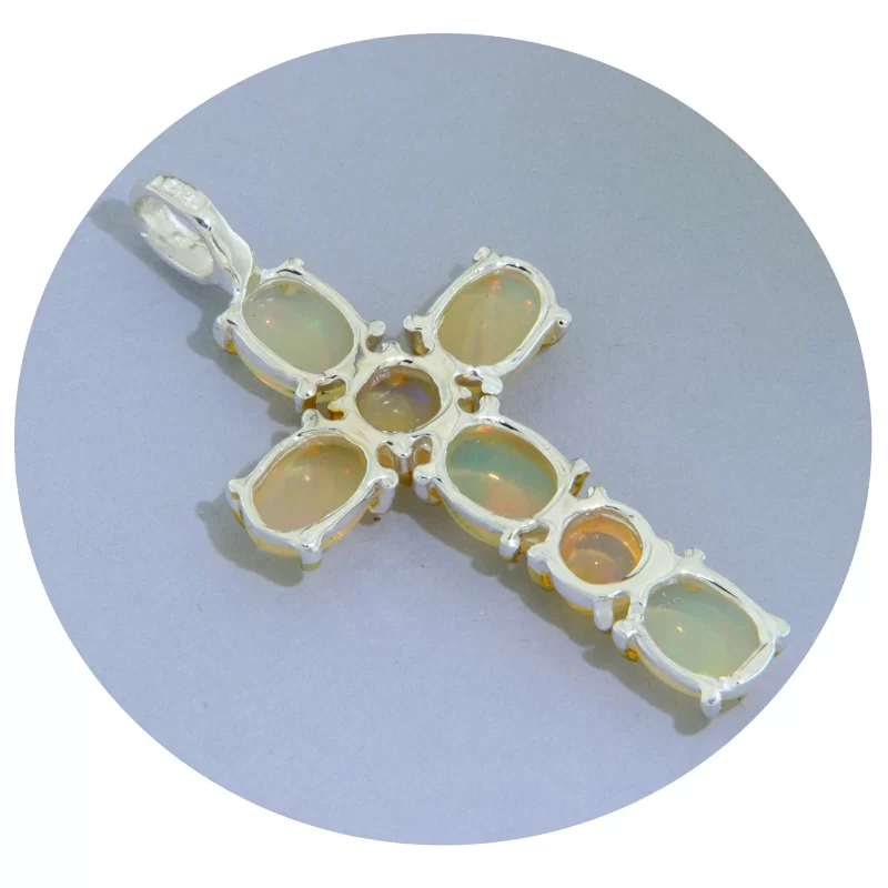 Pandantiv Argint 925 Accente Aurite Cruce Opal Etiopian Natural - Eleganta si Spiritualitate