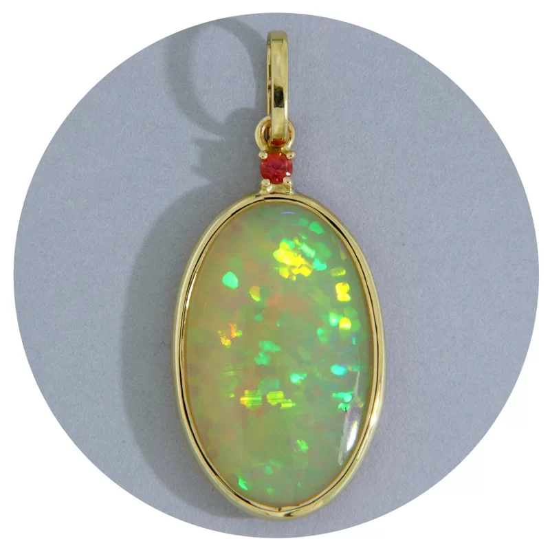 Pandantiv Aur Galben 14 k Opal Etiopian Safir Bordeaux Naturale - Lumina interioara