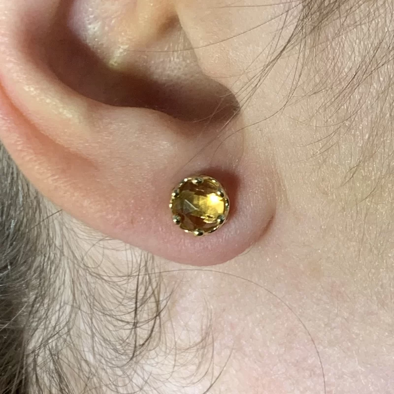 Cercei Stud Aur Galben 14k Citrine Naturale Colectia Miniature Royals - Aur Solar