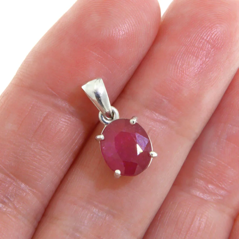 Pandantiv Argint Rubin Natural 3.51 ct - Culoare Vibranta