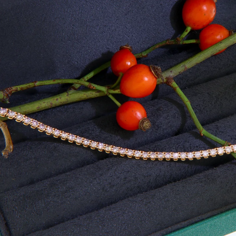 Bratara Tennis Aur Roz 18k Diamante Roz Fancy Light - Naturale Rare - Delicatete si Rafinament