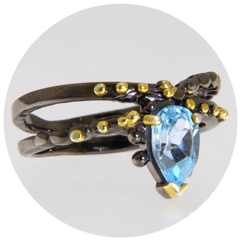 Inel Argint 925 Rodiat Negru Accente Aurii Topaz Natural - Contrast Modern