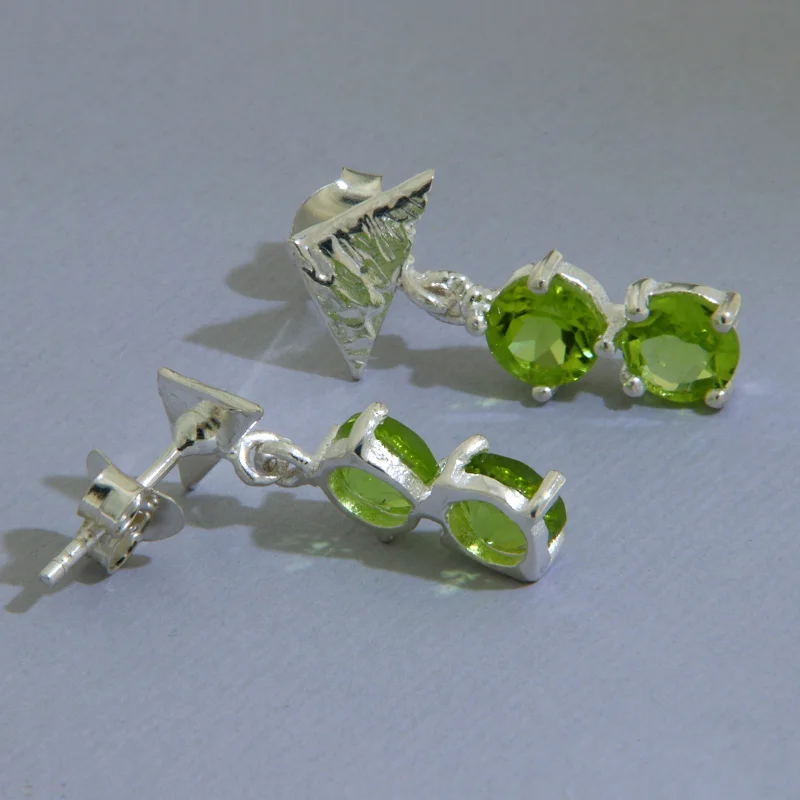 Cercei Stud Argint 925 Peridot Natural - Vitalitate si Stralucire