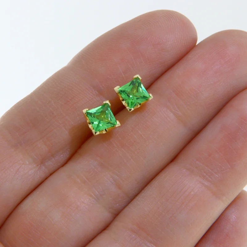Cercei Stud Aur Galben 14k Tsavorite Naturale Princess Cut - Eleganta Vibranta