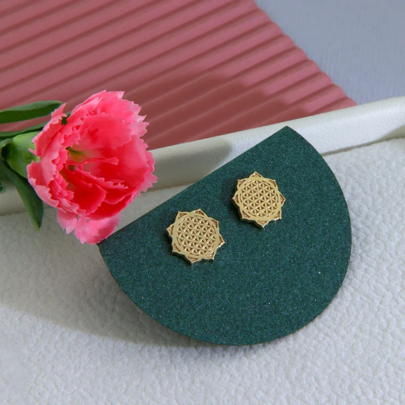 Cercei Stud Aur Galben 14k – Floarea Vieții - Iubire si Conexiune