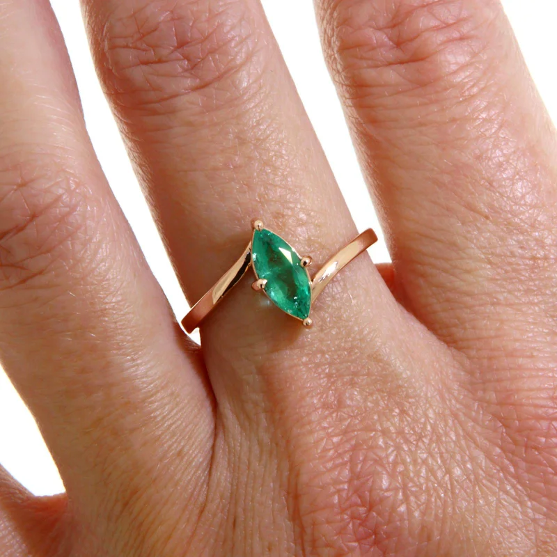 Inel Aur Roz 14k Smarald Natural - Energie si Rafinament
