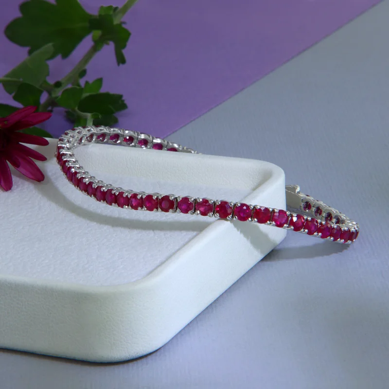 Bratara Tennis Aur Alb 14k Rubine Naturale - Lumina si Pasiune