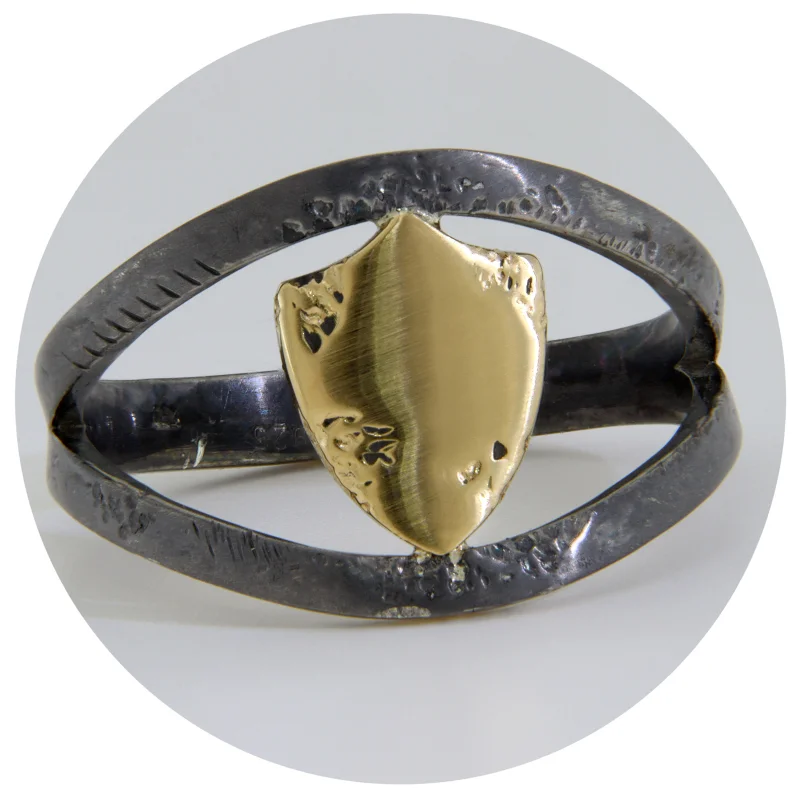 Inel Barbatesc Aur 18k si Argint - Design Sculptural Scut Protector