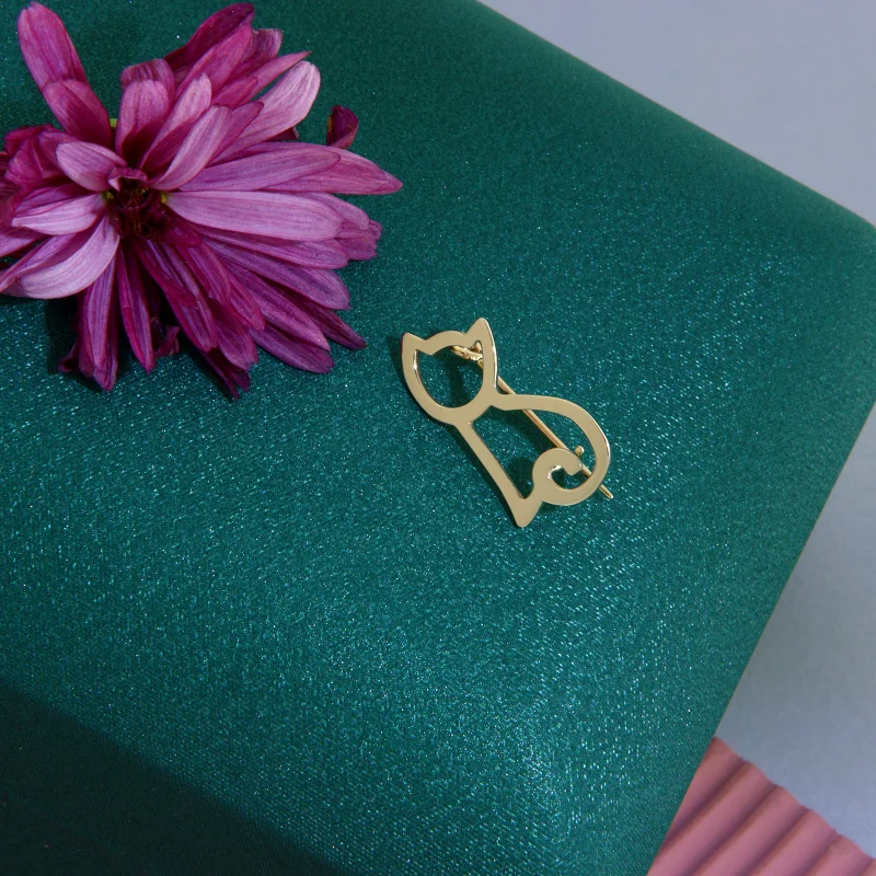 Brosa Aur Galben 14k Pisica - Eleganta Jucausa