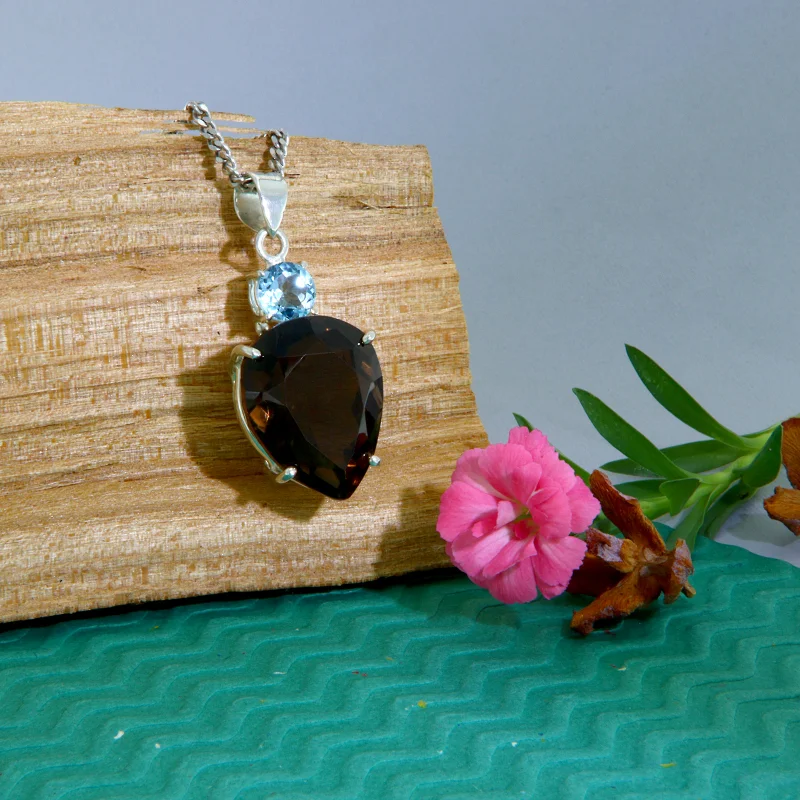 Pandantiv Argint 925 Cuart fumuriu Topaz Naturale - Eleganta si Luminozitate