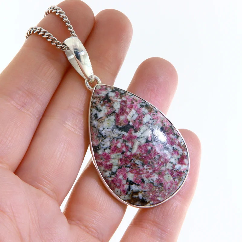 Pandantiv Argint 925 Eudialit Natural - Energie Vitala