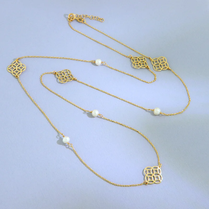 Colier Aur Galben 14k cu Elemente Geometrice si Perle Naturale - Finete Atemporala