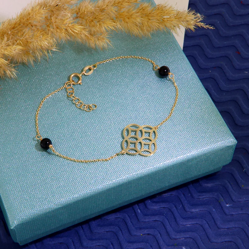 Bratara Aur Galben 14k cu Elemente Geometrice si Onix Negru Natural