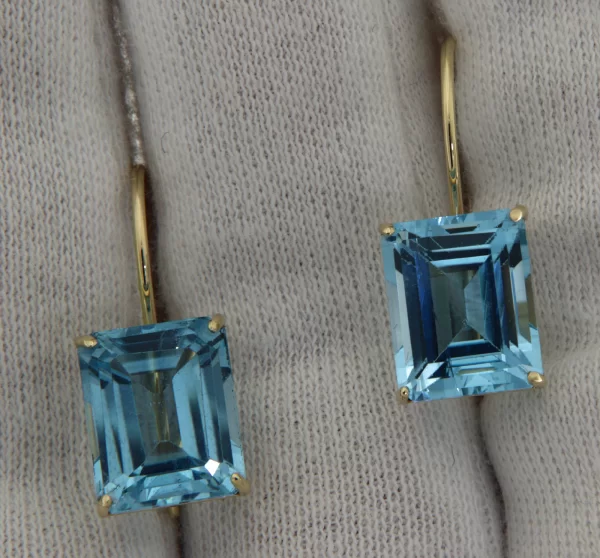 Cercei clasici Aurora Topaz - Maiestrie Manuala in Aur 14K
