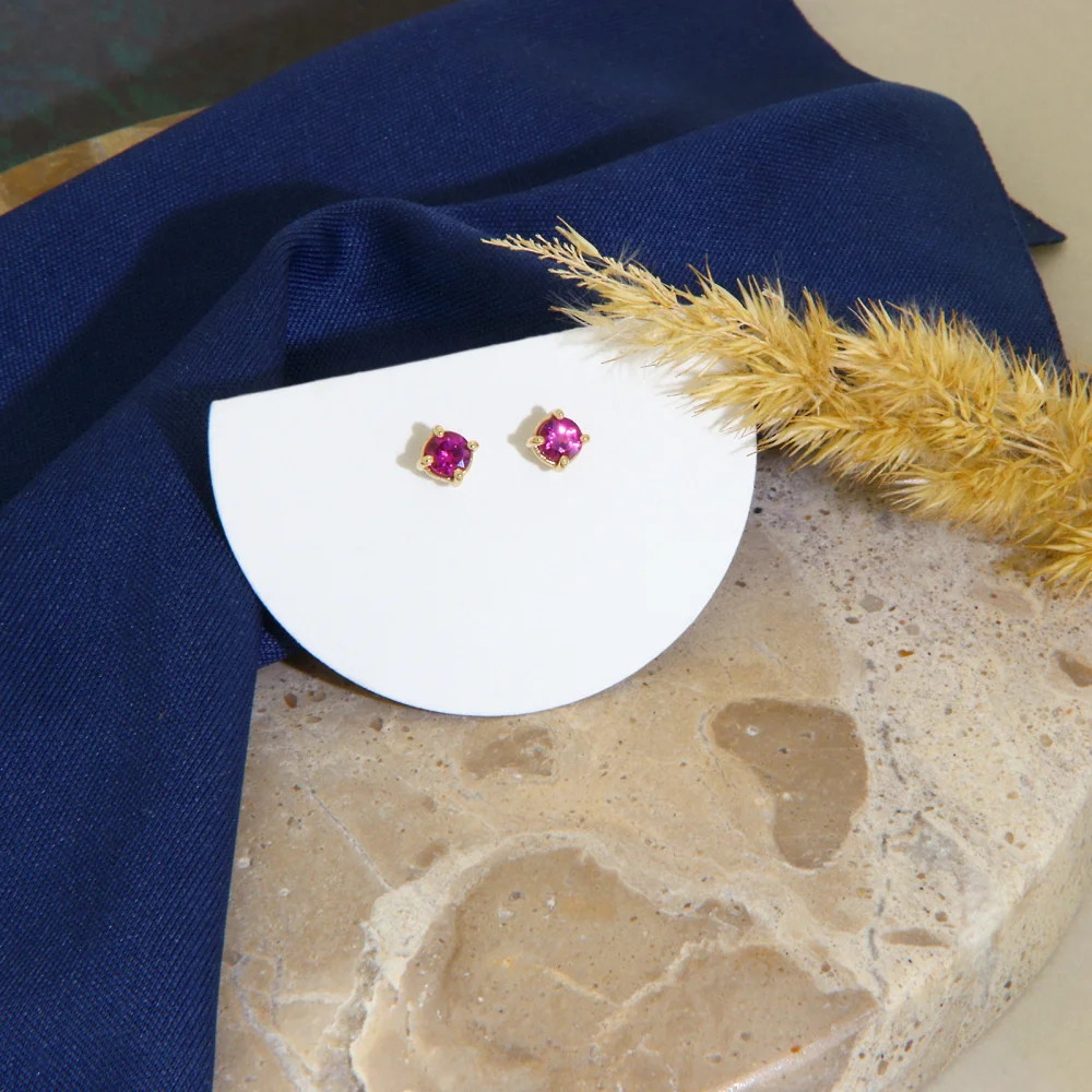 Cercei Stud Aur Galben 14k Granat Rodolit Natural