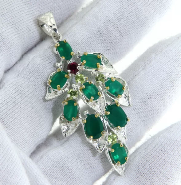 Pandant Argint 925 accente aurite Onix Verde Peridot Granat Rodolit Naturale - Compozitie Vegetala Vibranta