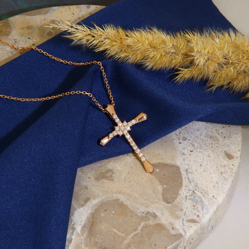 Pandantiv Aur Roz 14k Cruce Ortodoxa Diamante Naturale - Protectie si Rafinament